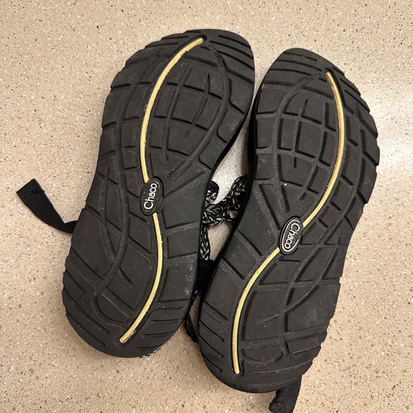 Chaco Women’s ZX/2 Dual Adjustable Straps Wide-Width Classic Sandals - Picture 6 of 6